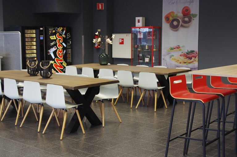 Kantine inrichting voor Coca Cola