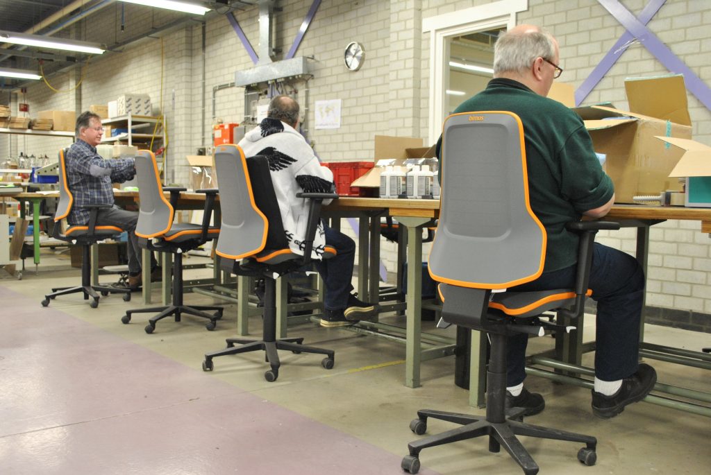 Werkplaatsstoelen Interstuhl Neon