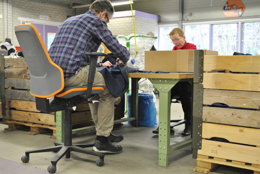 Werkplaats stoelen Neon sterk