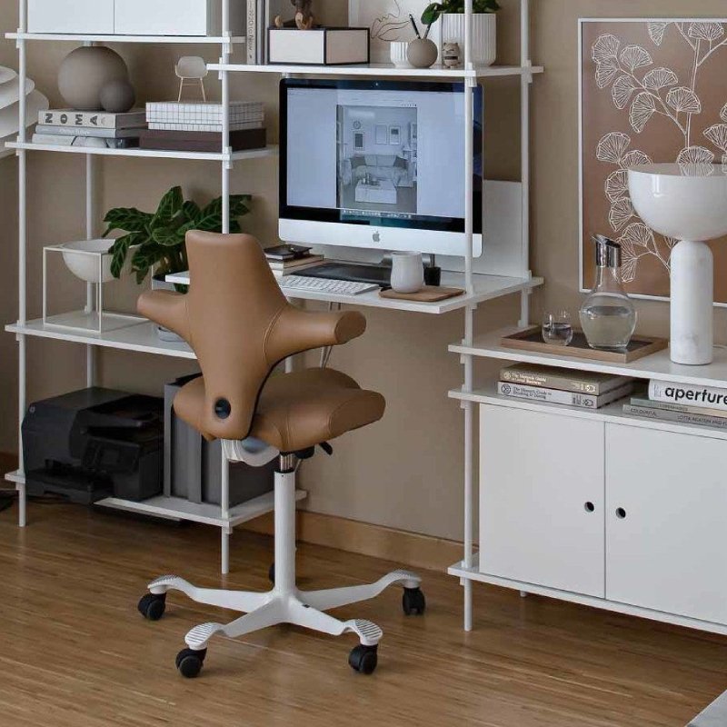 HAG Capisco 8106 bureaustoel cognac