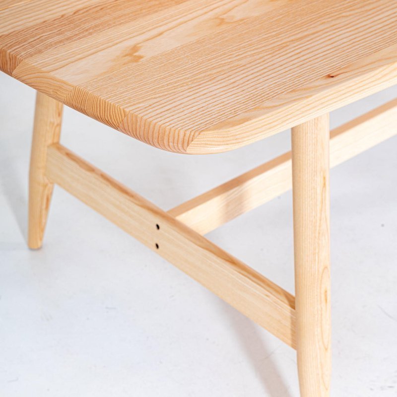 houten tafel buzzinordic st600