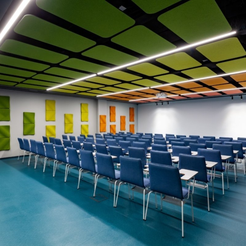 Plafond akoestische panelen kleuren