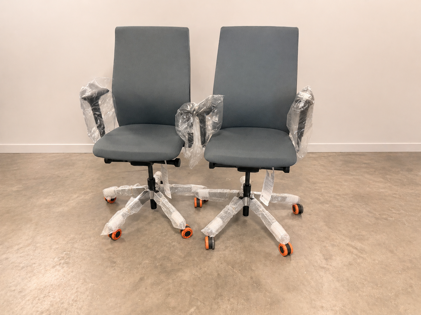 Outlet: Grijze LX114 bureaustoel 2 stuks