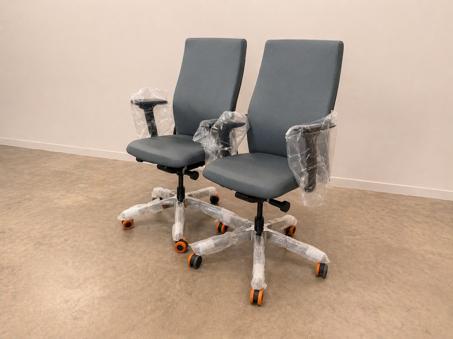 Outlet: Grijze LX114 bureaustoel 2 stuks - Afbeelding 2