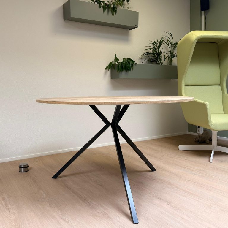 Outlet: Ronde vergadertafel zwart frame Ø120 cm