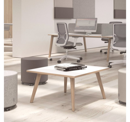 houten vierkante bijzettafel narbutas