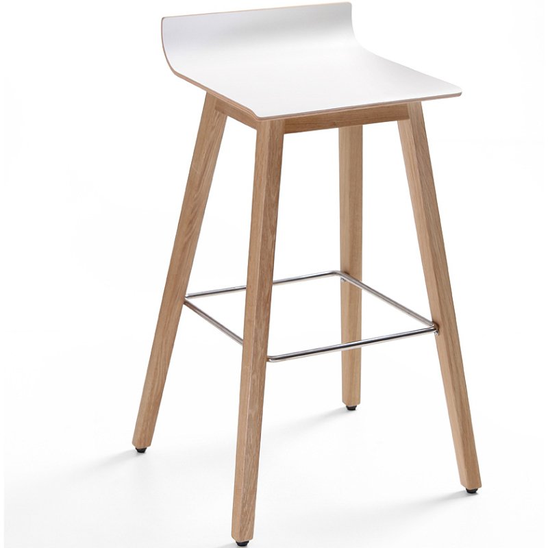 Billy Goat Voorkeur Magnetisch Barkruk Orte Wood | Barstoelen kopen | MV Kantoor