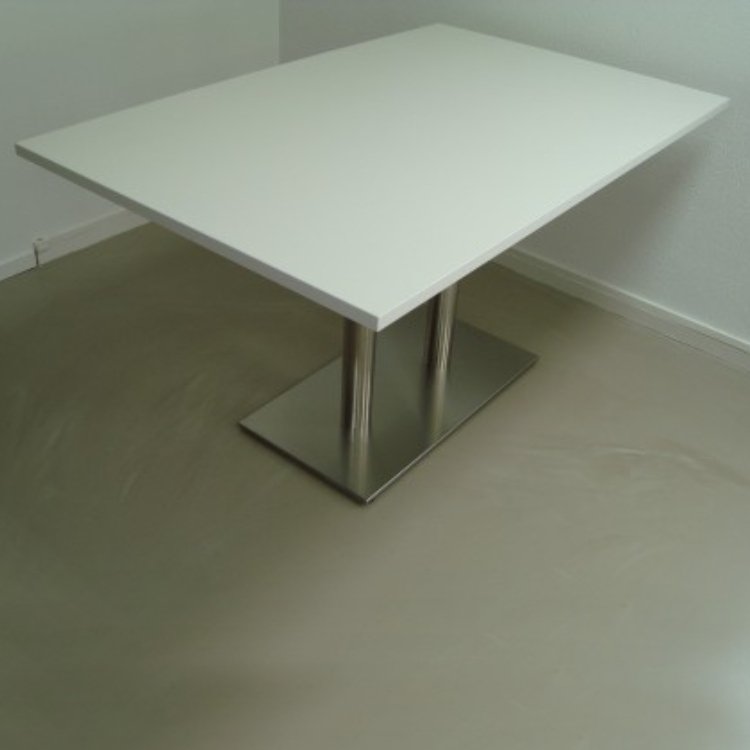 Met andere bands kan niet zien gijzelaar Outlet: Kantinetafel 140x90cm | Goedkope tafel OP=OP | MV Kantoor Met andere bands kan niet zien gijzelaar Outlet: Kantinetafel 140x90cm | Goedkope tafel OP=OP | MV Kantoor