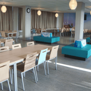 Projectinrichting Rotterdam Avicenna College schoolkantine inrichting